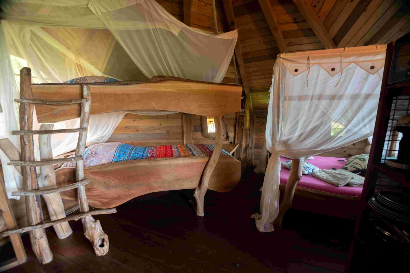 Ambiance intérieure de la Cabane Pirates