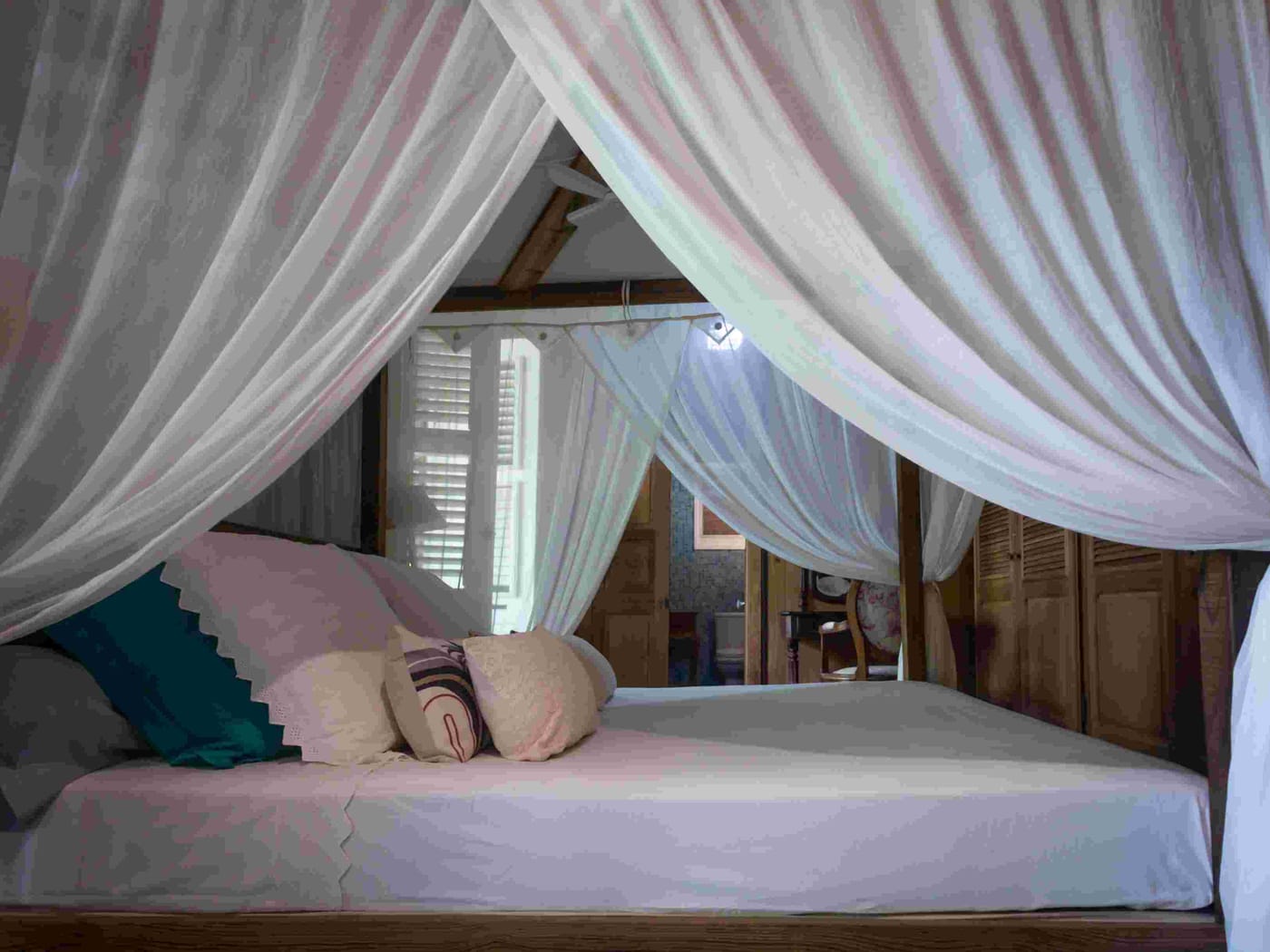 Détail de la décoration de la chambre Couleur Café